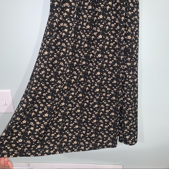 SHEIN Size Small floral dress off the shoulder - Picture 8 of 10